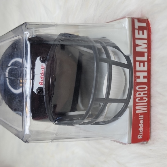 NFL Atlanta Falcons Scarf, Micro Helmet, Paper Pad Gift Set - Picture 9 of 16